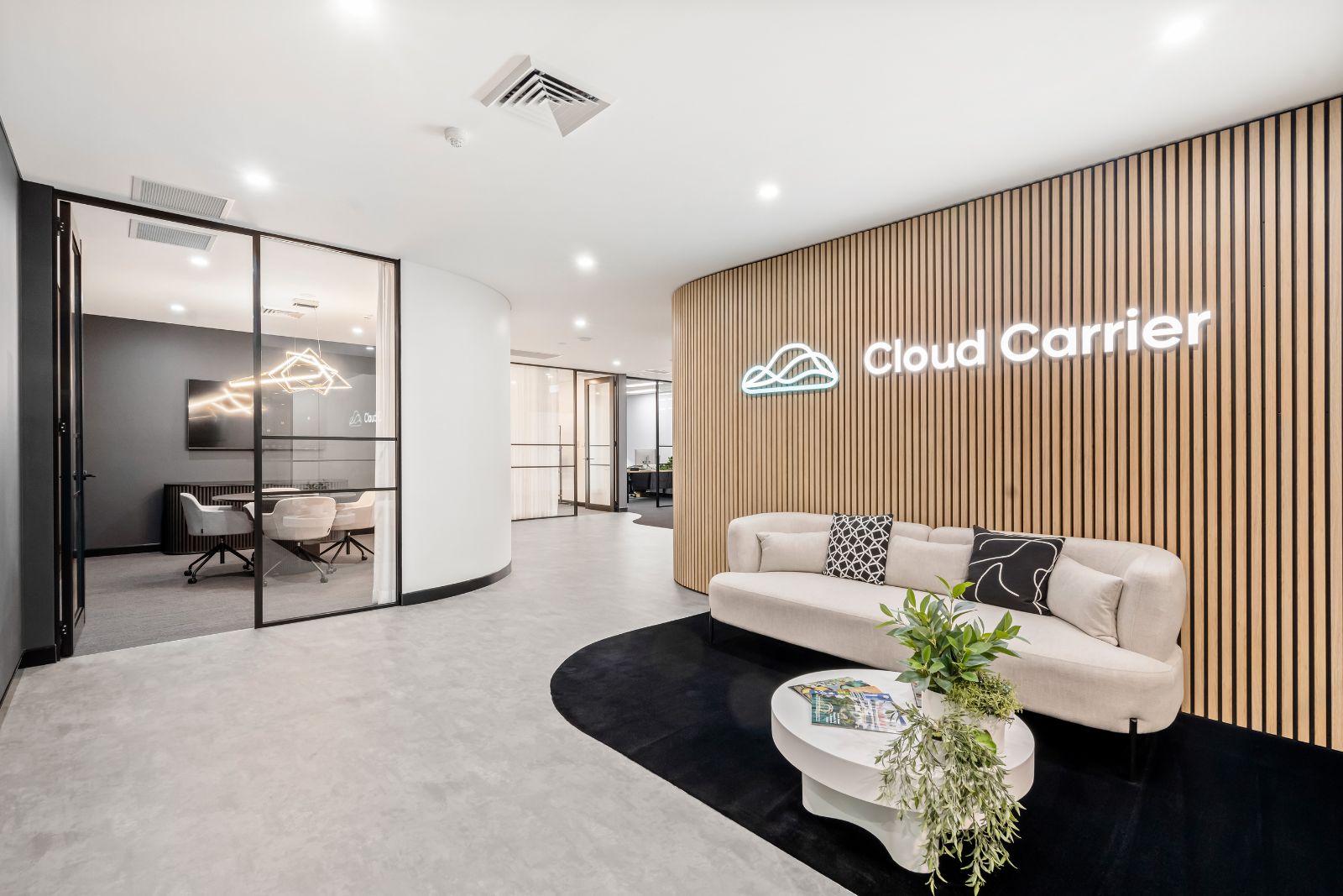 Bella Vista , Cloud Carrier